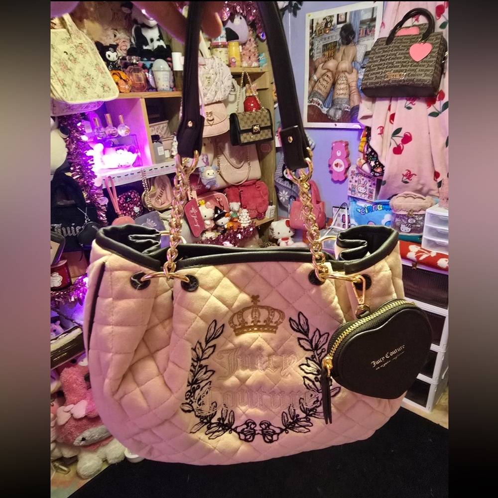 Juicy couture royal moment